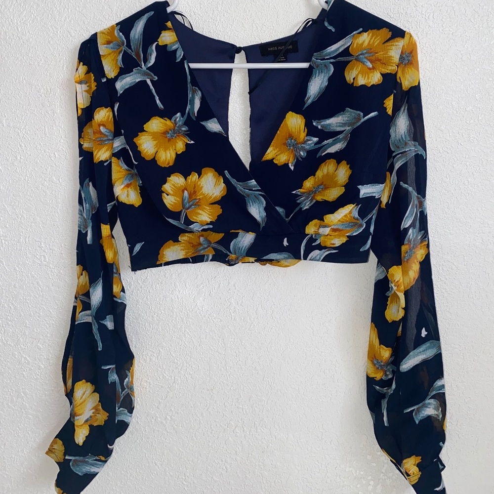 Crop top